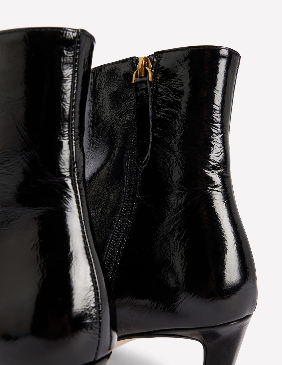Chisel Toe Ankle Boots-Black