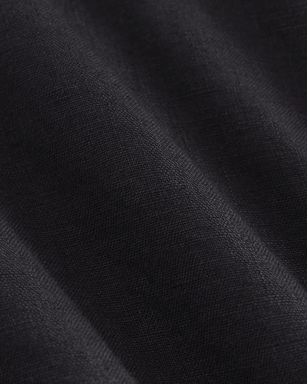 The Must-Have Shirt in Linen | Black