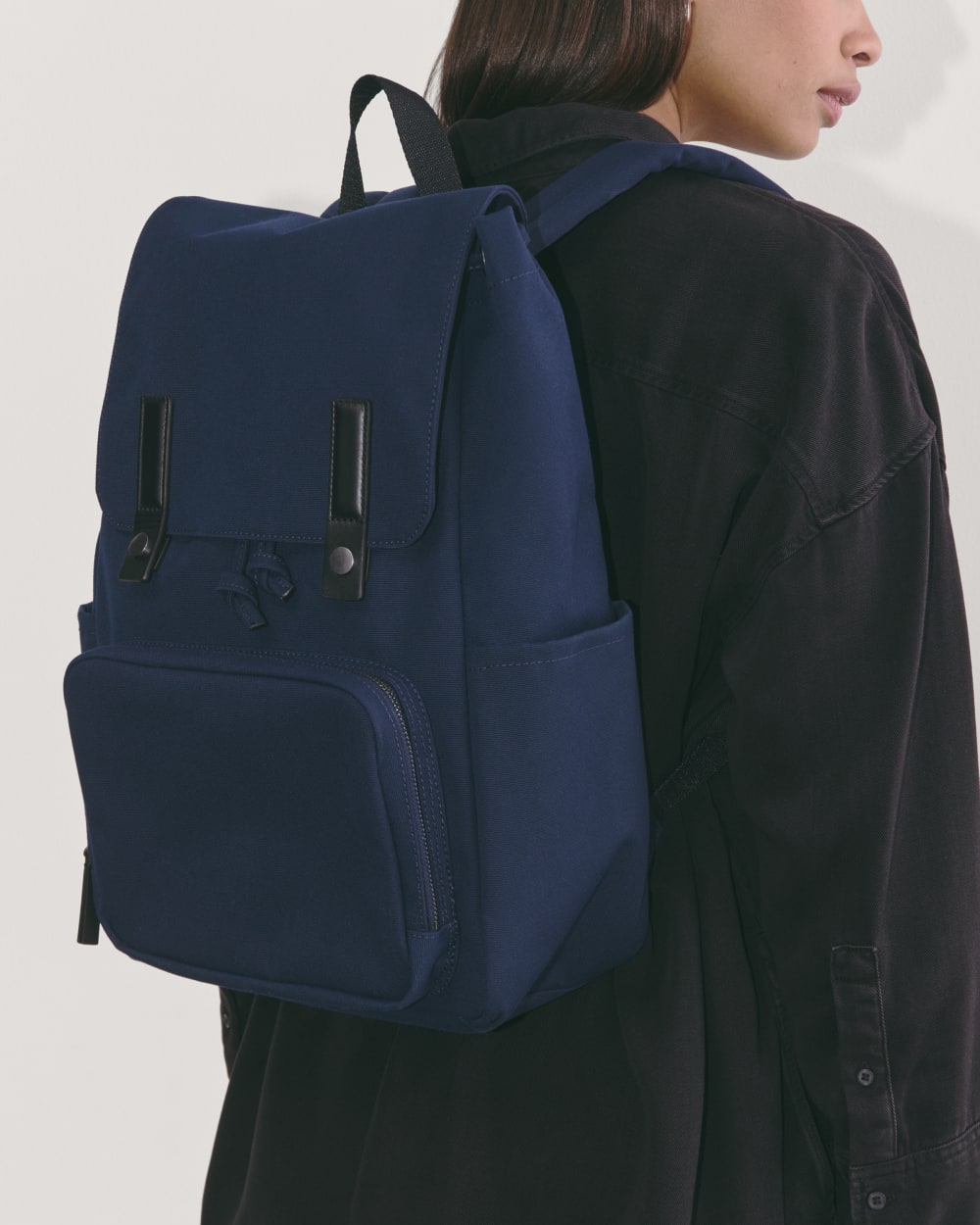 The Canvas Backpack | Navy