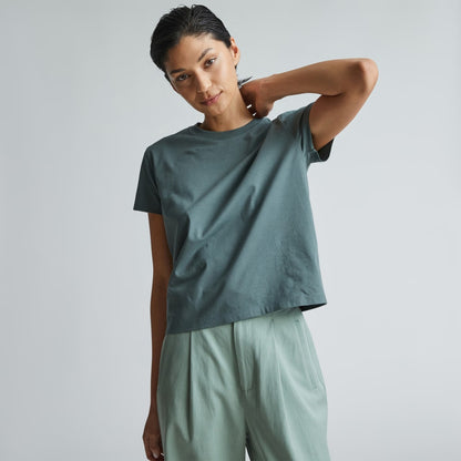 The Box-Cut Tee in Essential Cotton | Green Balsam | No Pocket