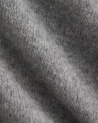 Cashmere High V Boyfriend Sweater | Grey