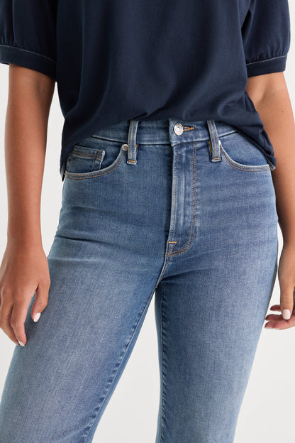 ALWAYS FITS GOOD PETITE STRAIGHT JEANS | INDIGO316