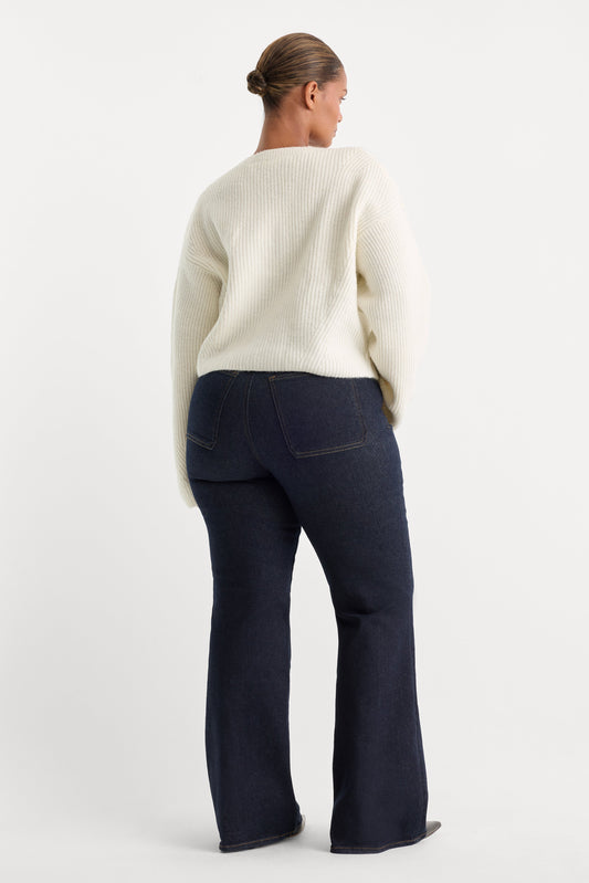ALWAYS FITS PATCH POCKET GOOD CLASSIC BOOTCUT JEANS | DENETHICBLUE04