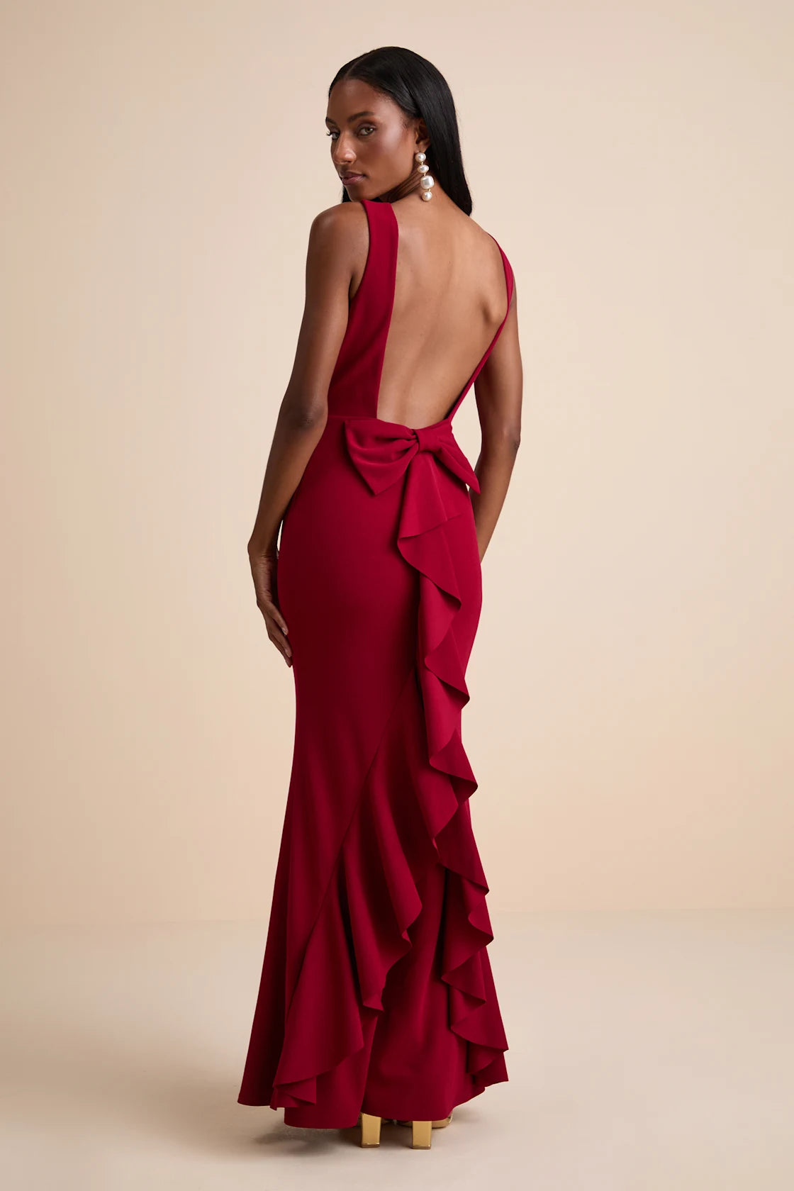 Exquisite Refinement Black Backless Bow Ruffled Maxi Dress