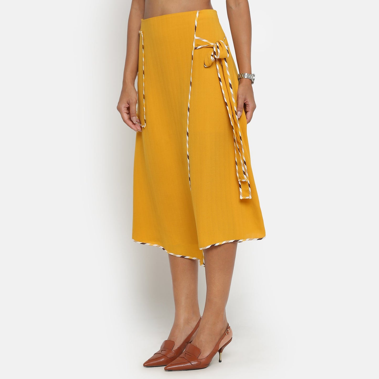 Yellow Asymmetrical Skirt With Contrast Piping
