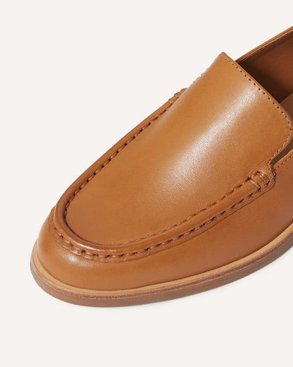 The Modern Loafer | Camel