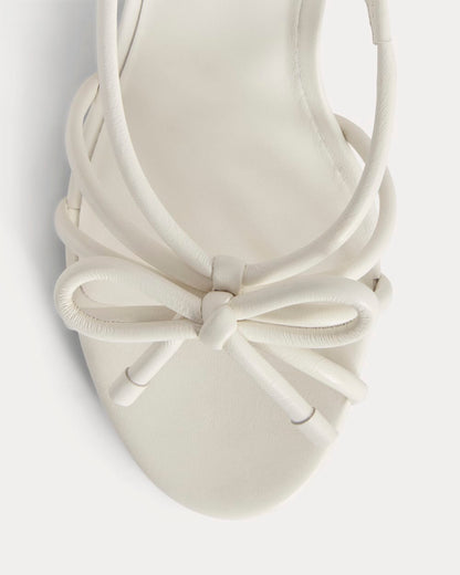 The Bow Heel | Canvas