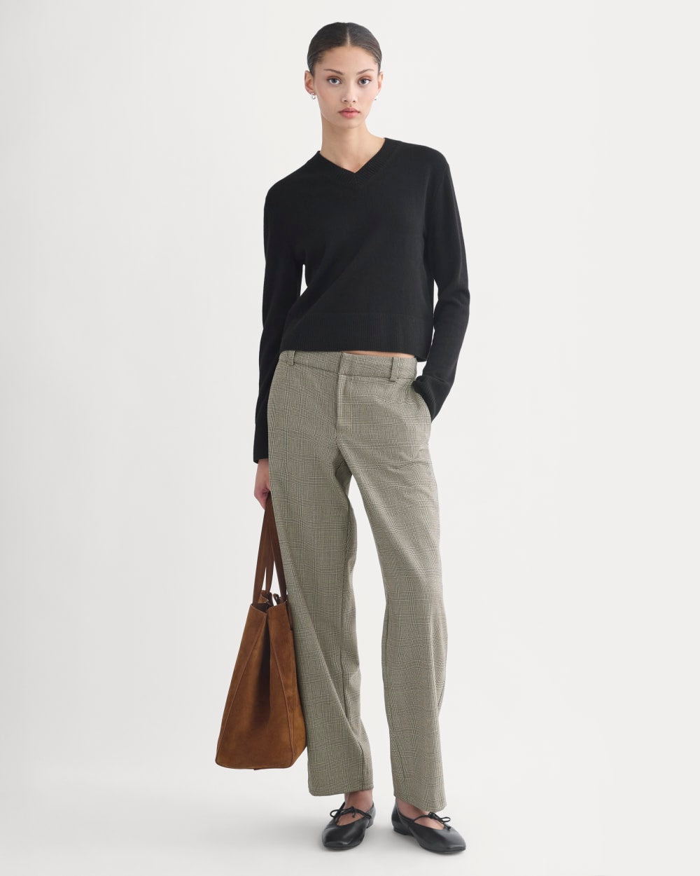 Cashmere Cropped High-V Sweater | Black