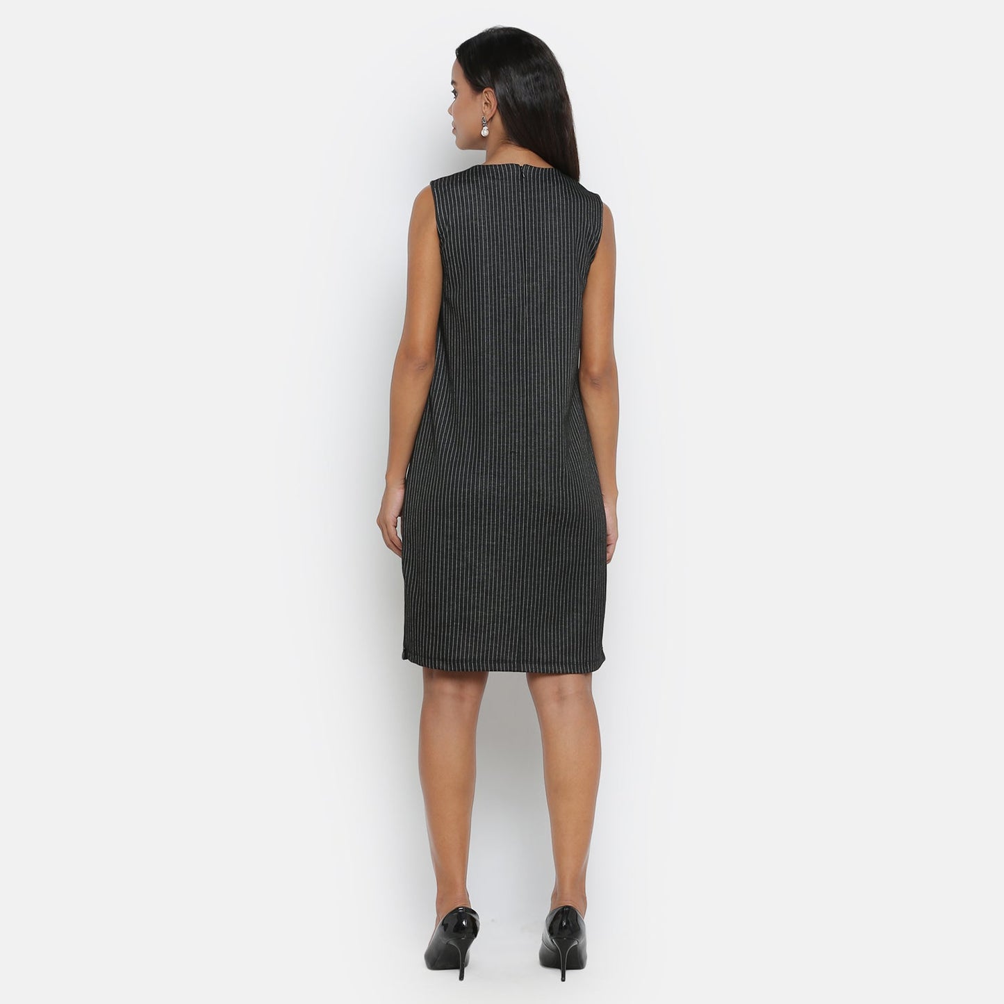 Black Line Sleeveless Dress