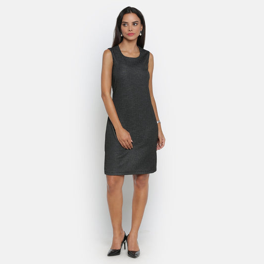 Black Line Sleeveless Dress