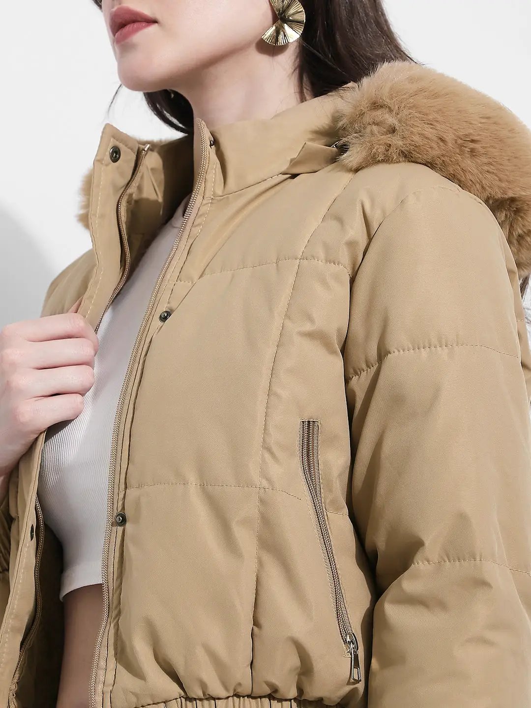 Women's Beige Hooded Puffer Jacket with Faux Fur Trim