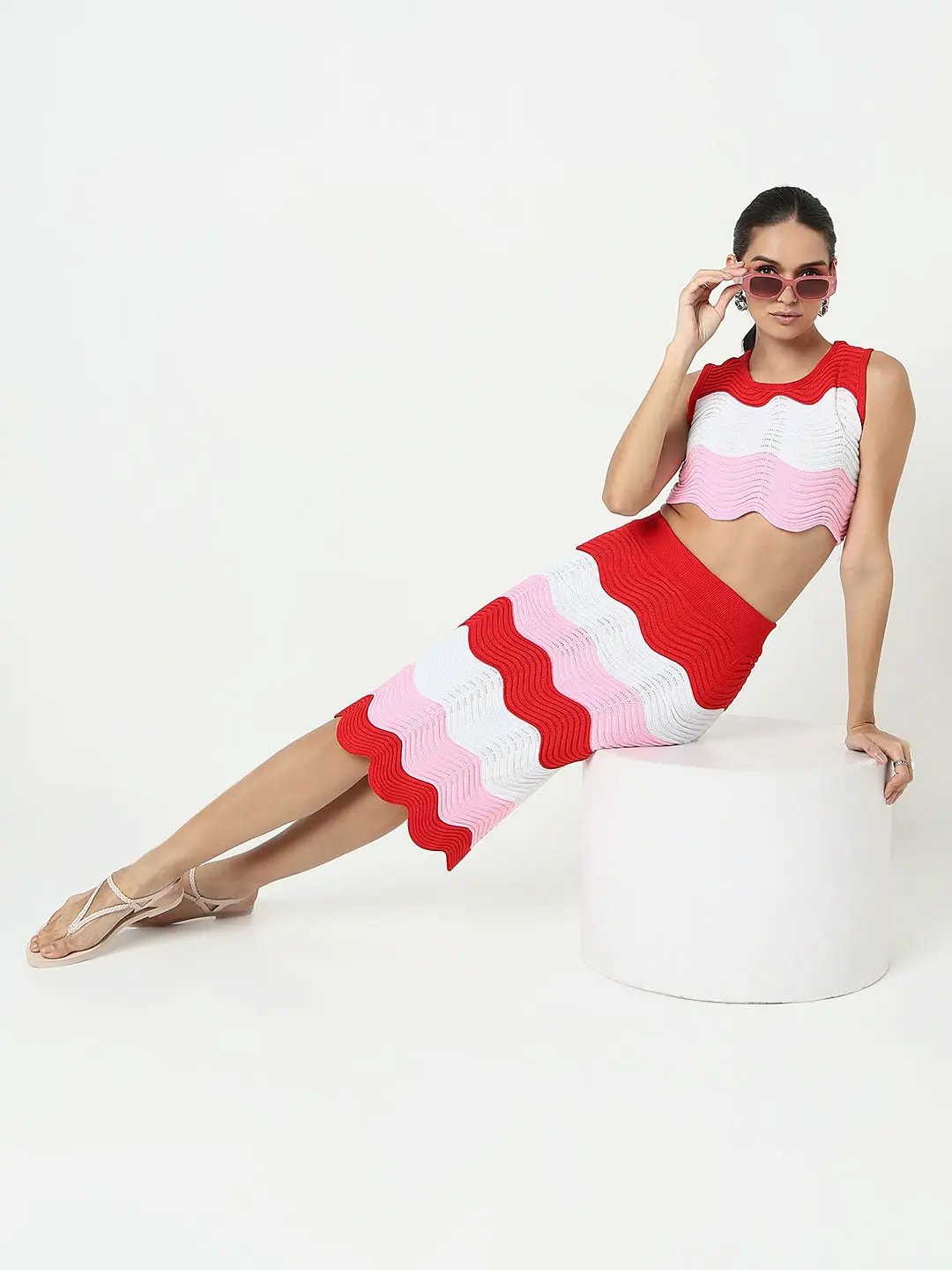 Women's Pink Wavy Knit Pattern Top & Skirt Co Ord Set