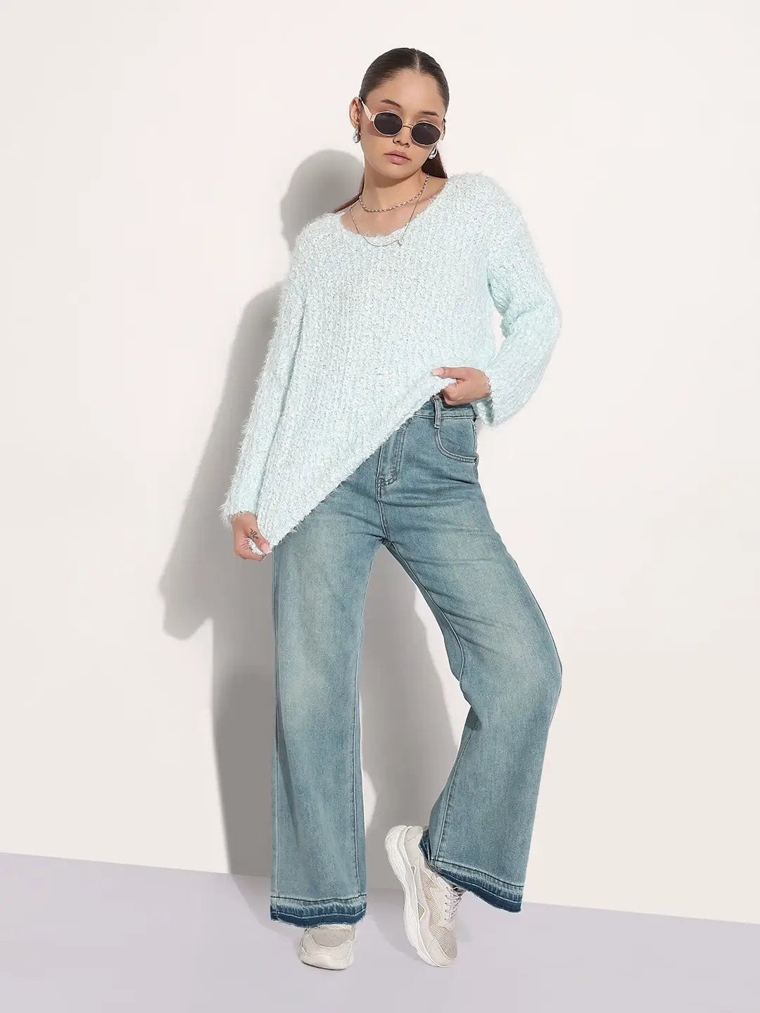 Women's Blue Round Neck Knitted Fuzzy Top