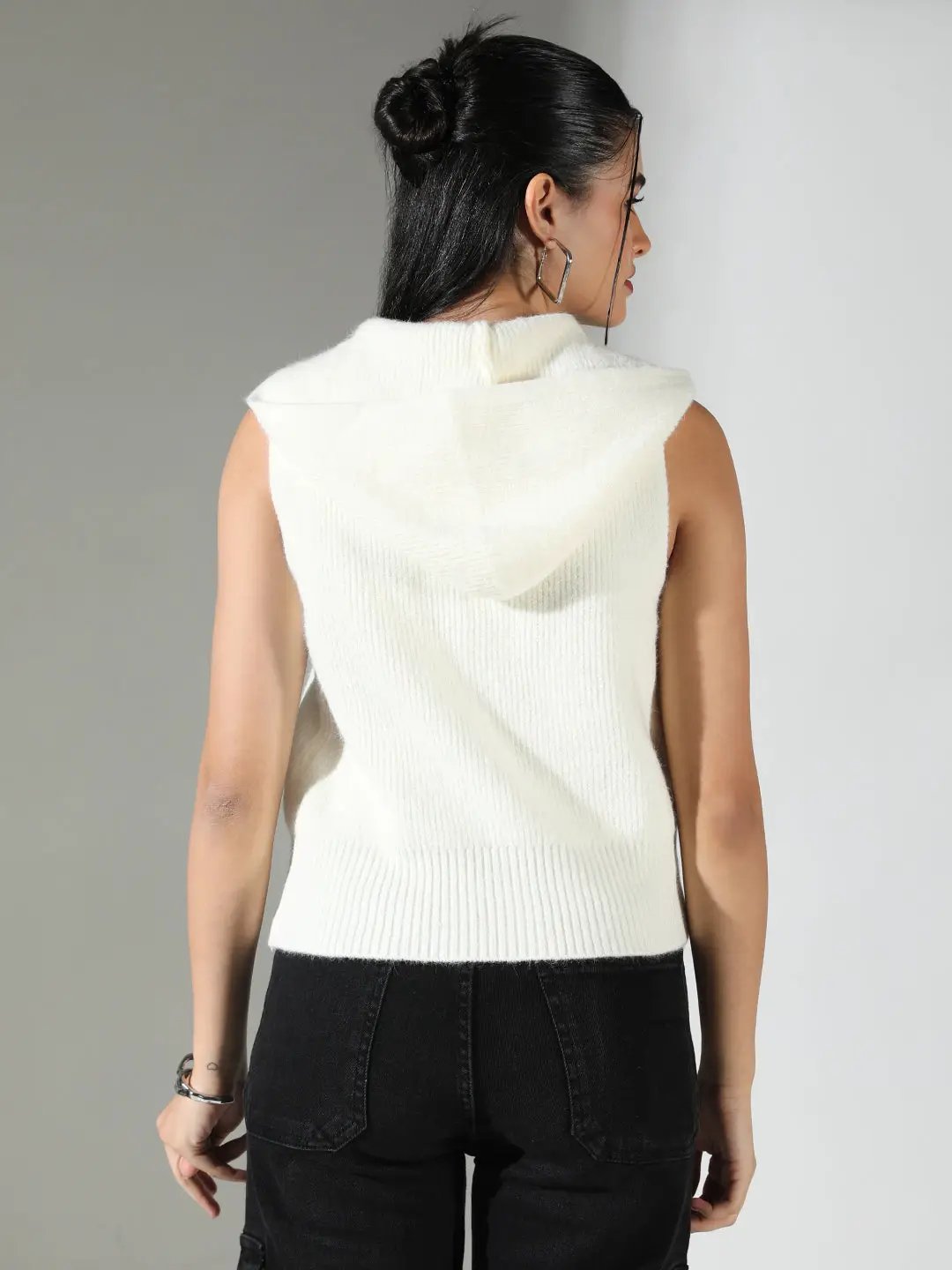 Women's Ribbed Cream Hooded Sleeveless Top with Zip
