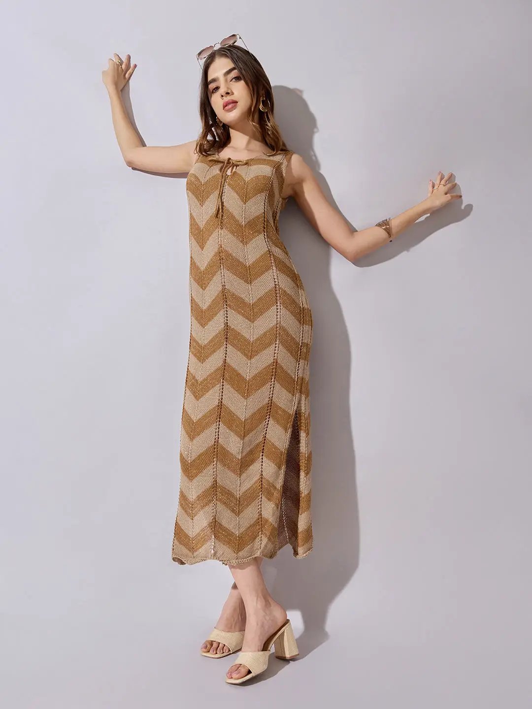 Women's Knitted Brown Chevron Pattern Sleeveless Midi Dress