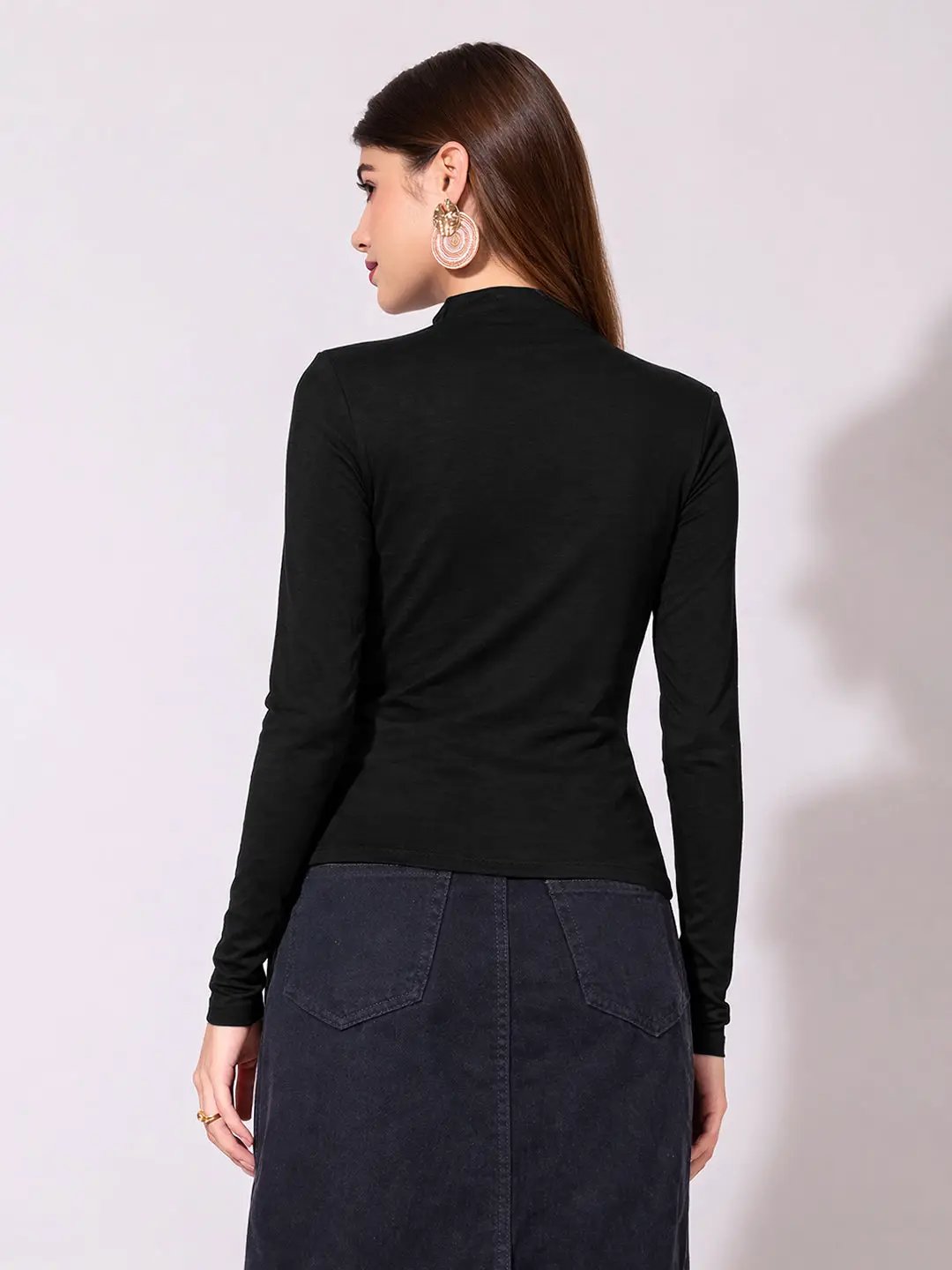 Women's Black High-Neck Ruched Fitted Top