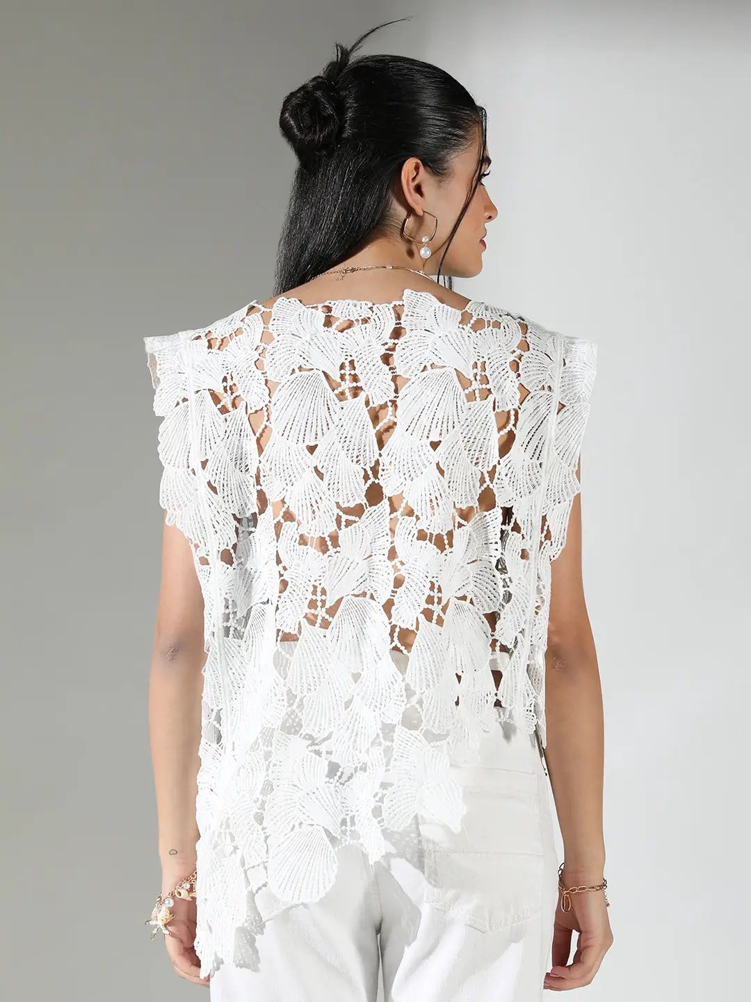 Women's Crochet White Asymmetric Hem Top