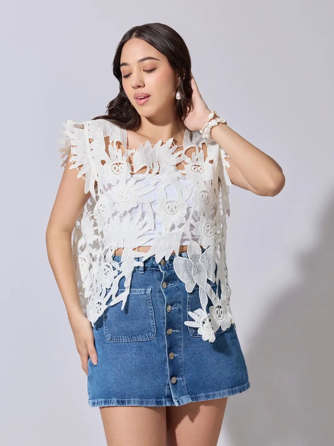 Women's White Crochet Cutwork Sleeveless Top