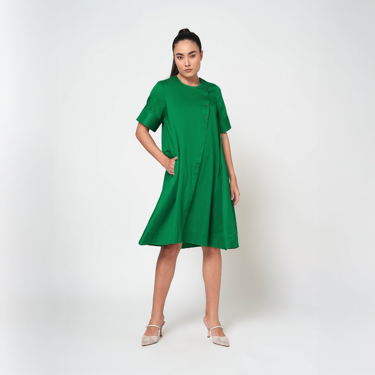 Green Cotton A-Line Dress With Round Neck