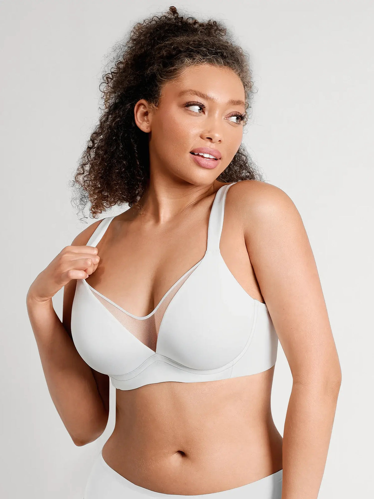 Feelingirl Women's Seamless Deep V-Neck Bra, Underwire Comfortable Plunge Bralette with Mesh Detail, Everyday Support - White