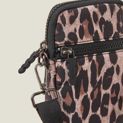 Women's Leopard Print Quilted Phone Bag