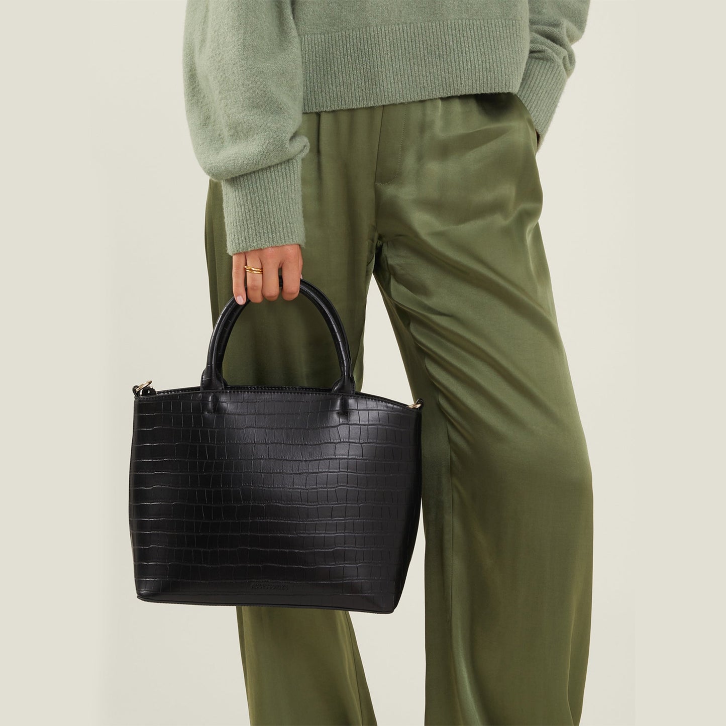 Women's Black Faux Croc Handheld Bag