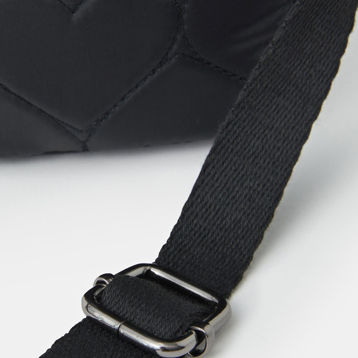 Black Heart Quilted Nylon Phone Bag