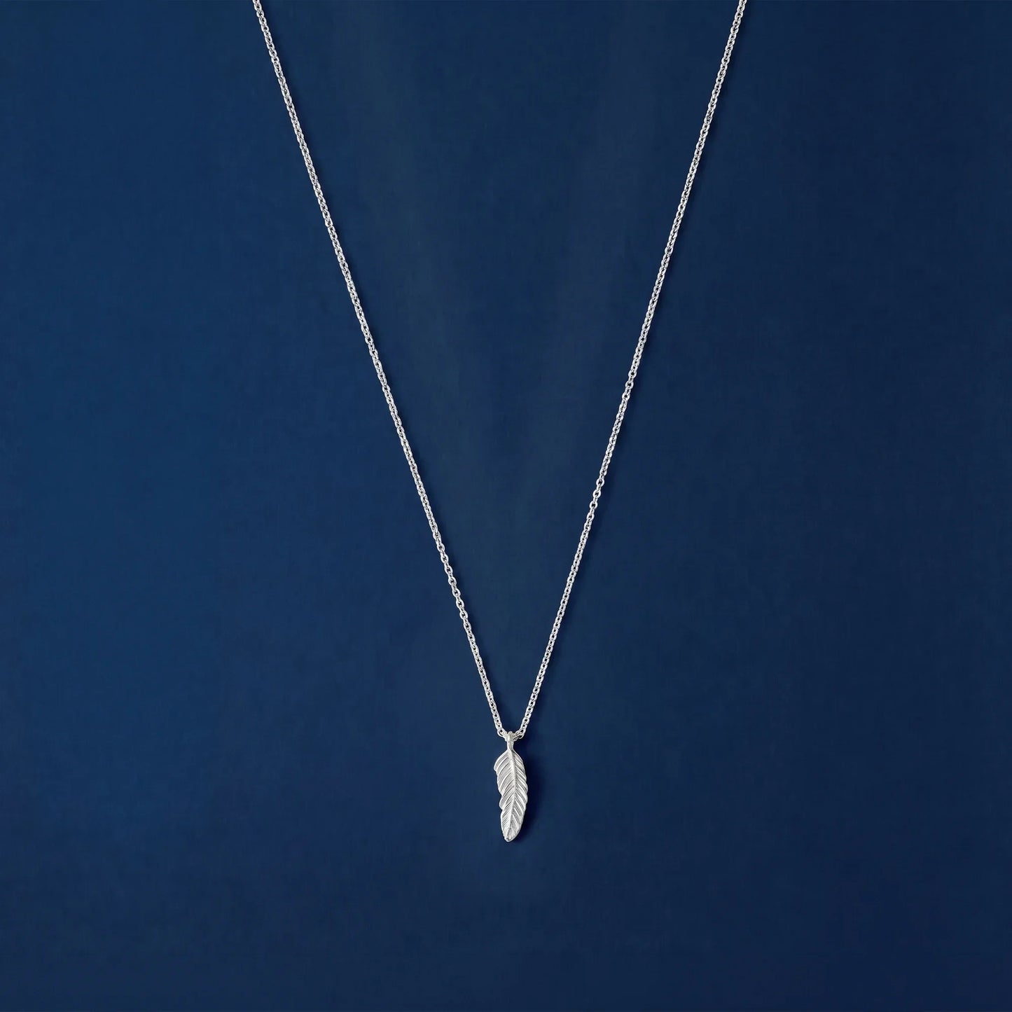 925 Sterling Silver Feather Pendant Necklace