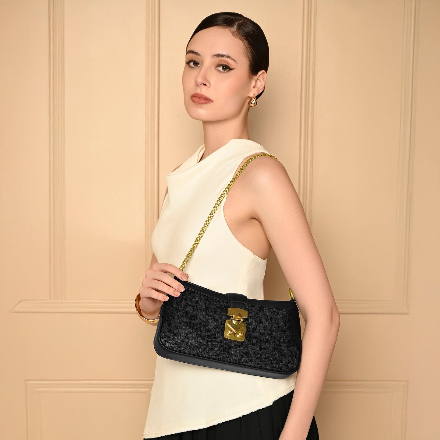 Black Harmony Chain Shoulder Bag with Gold Lock