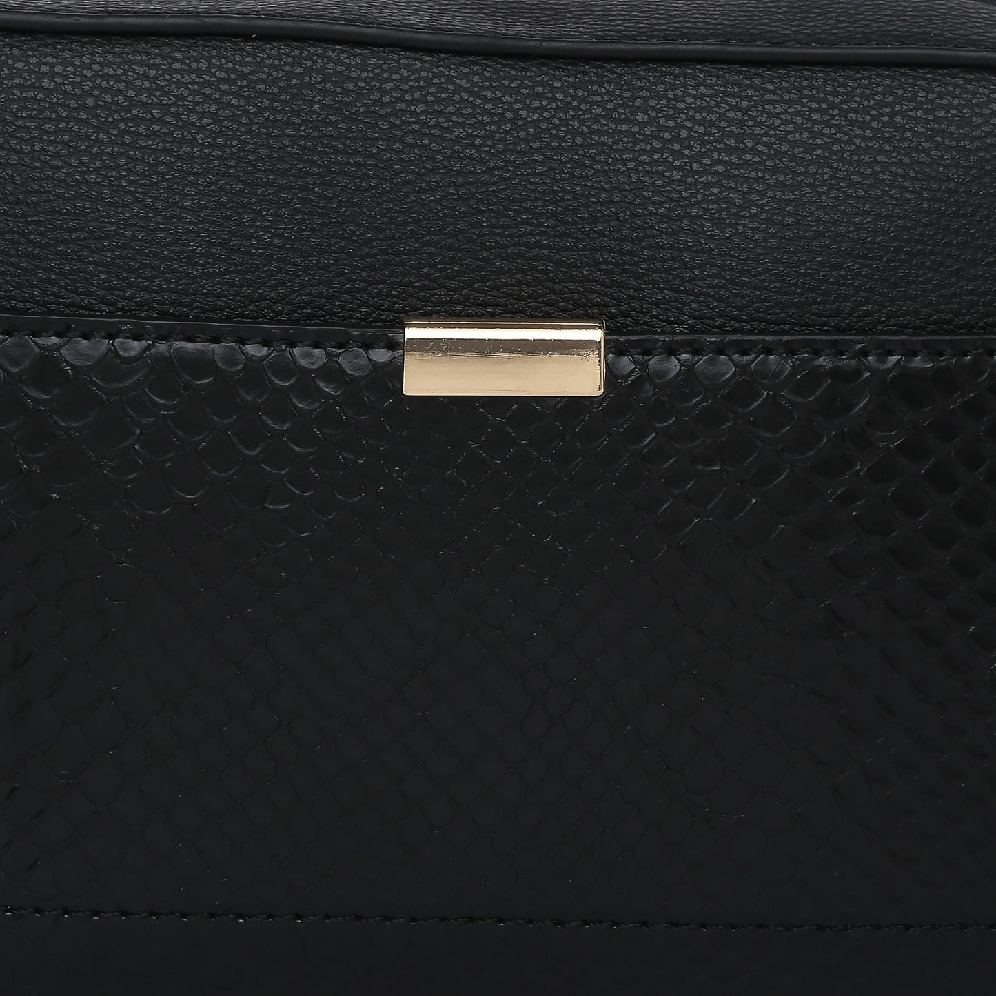 Women's Faux Leather Black Piper Camera Croc Sling Bag