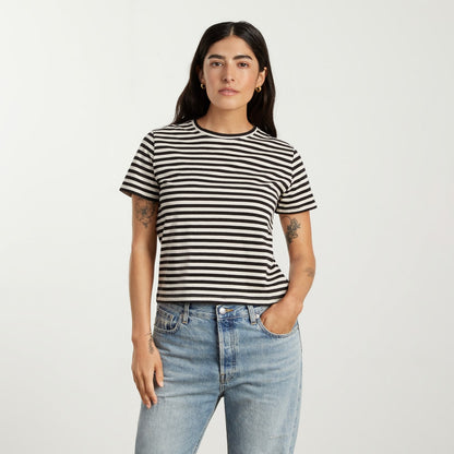 The Box-Cut Tee in Essential Cotton | Sandstone / Black | No Pocket