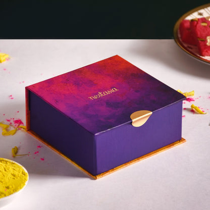 Silver Holi Mini Pichkari And Bucket Set Of 2 With Gift Box