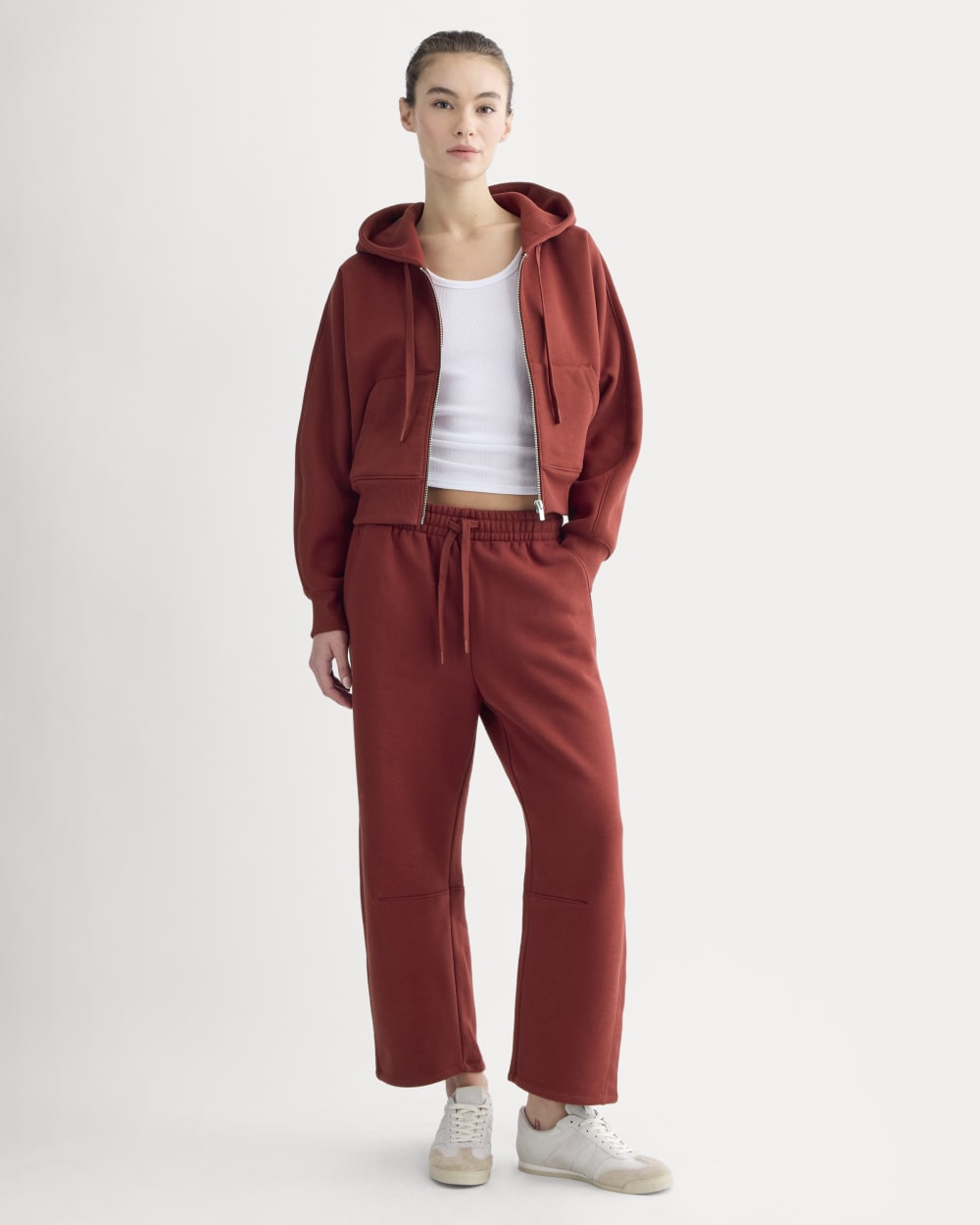 Luxe Fleece Barrel Sweatpant | Merlot