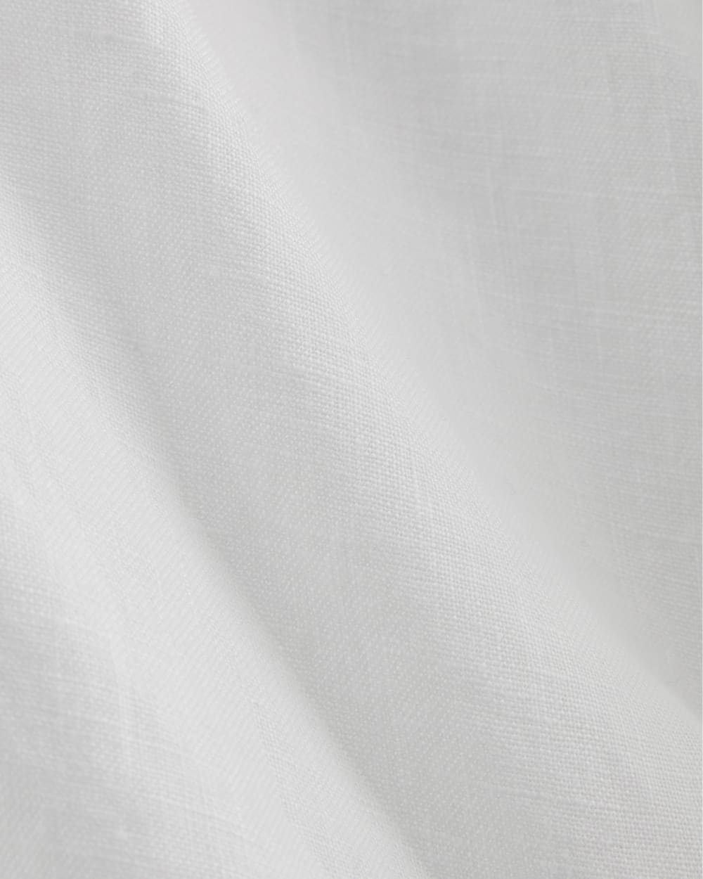 The Must-Have Shirt in Linen | White
