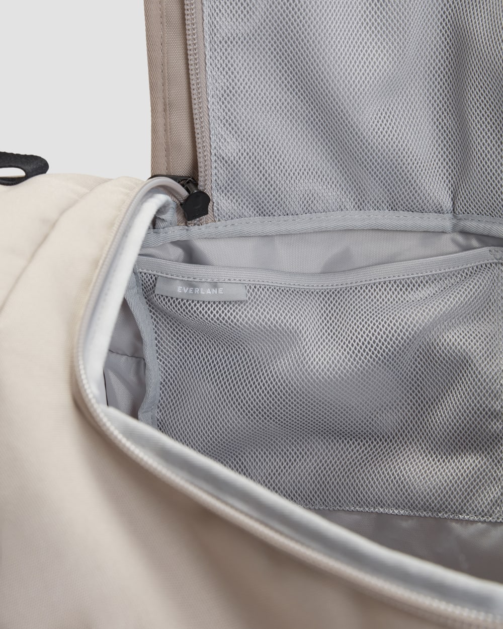 The Transit 4-Way Duffle | Warm Quartz