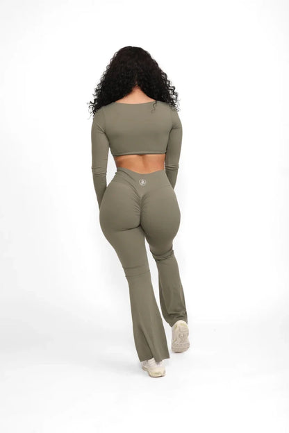 Elevate Flare Leggings
