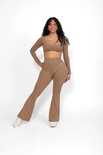Elevate Flare Leggings