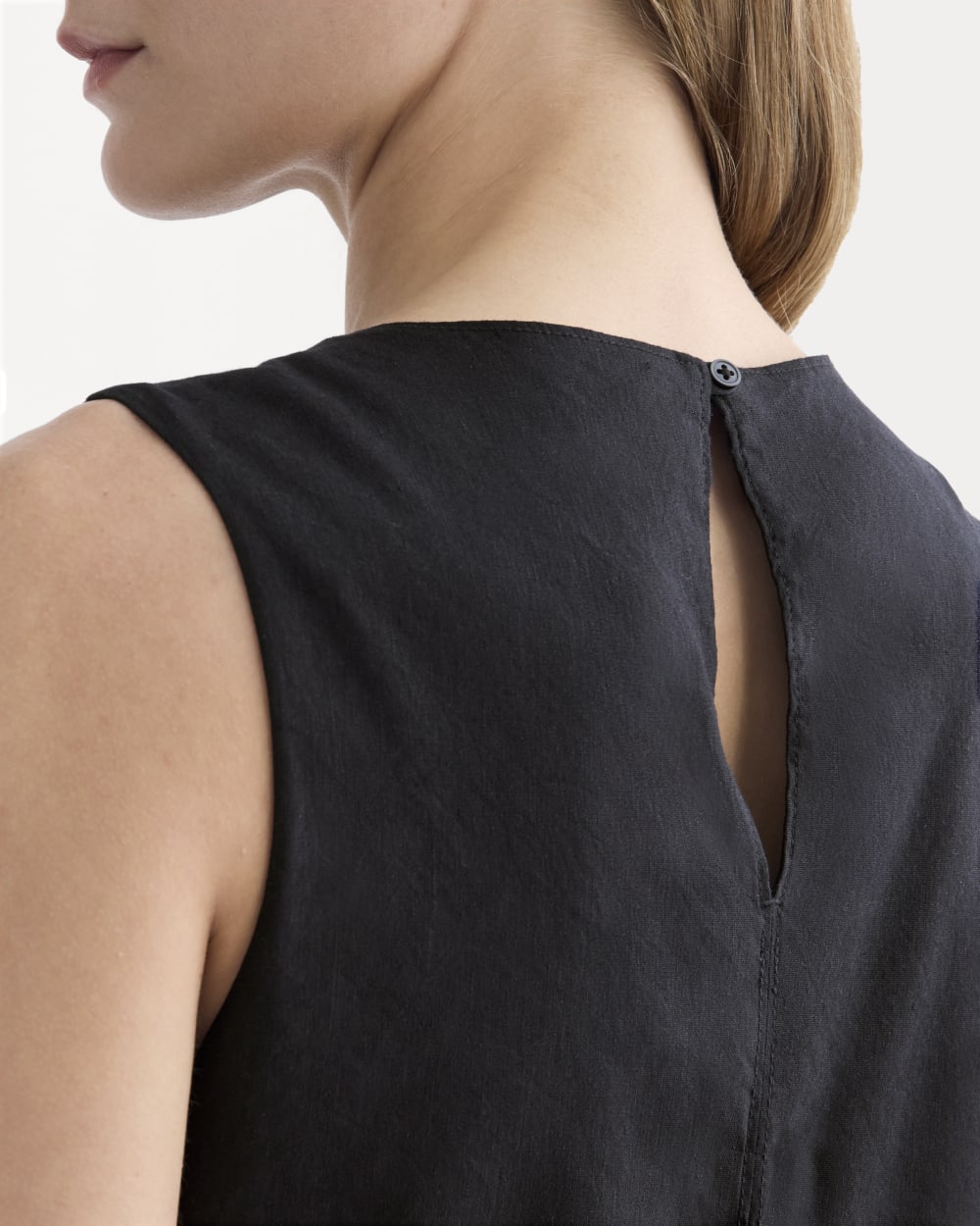 The Shift Dress in Stretch Linen | Black