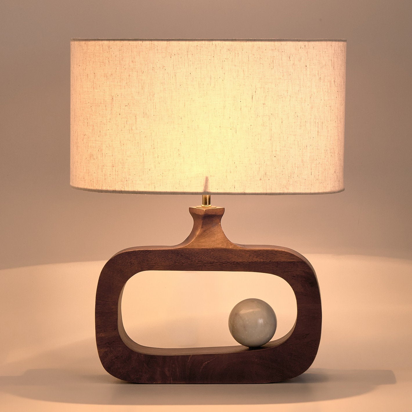 Kairo Grain Wooden Table Lamp