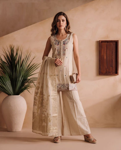 Roman Embroidered Designer Kurti Set