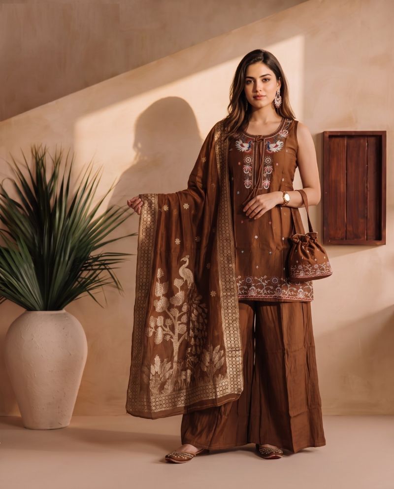 Roman Embroidered Designer Kurti Set
