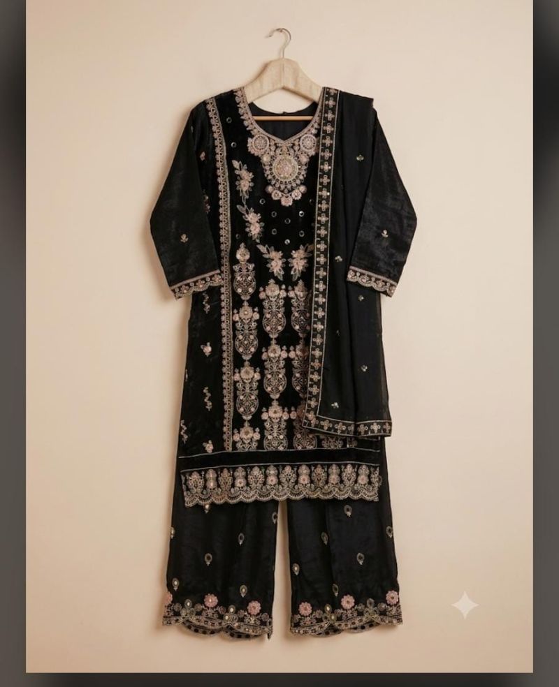 Pure Fandy Silk Embroidered Salwar Kameez
